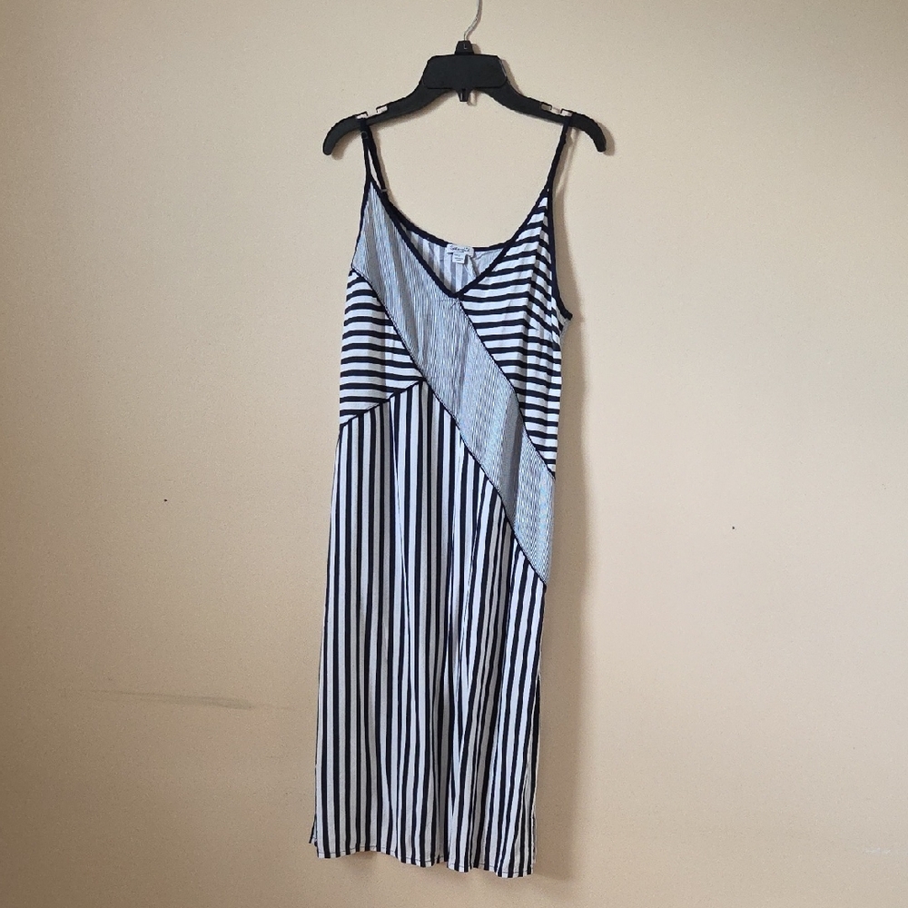 Splendid Black and White Striped Midi Dress